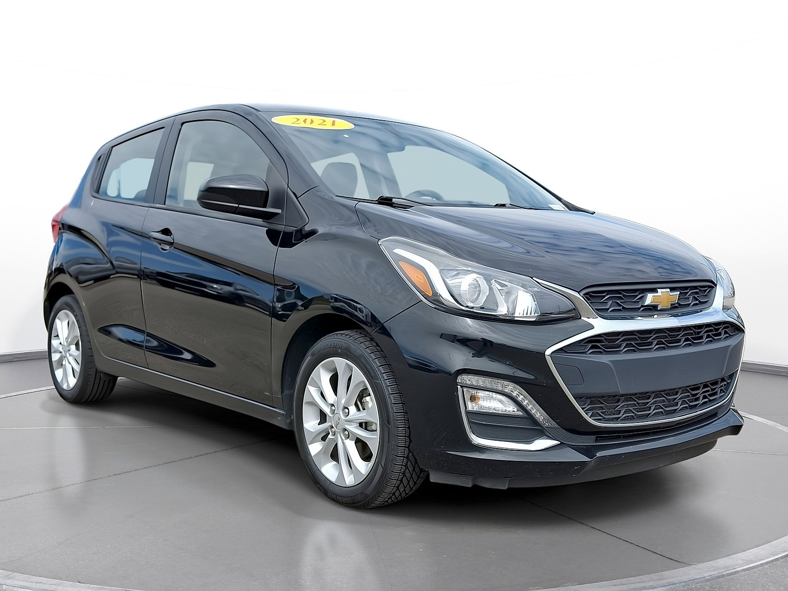 Used 2021 Chevrolet Spark LT FWD image 1
