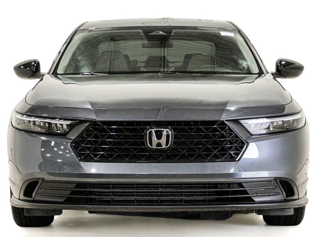 Used 2025 Honda Accord SE image 2