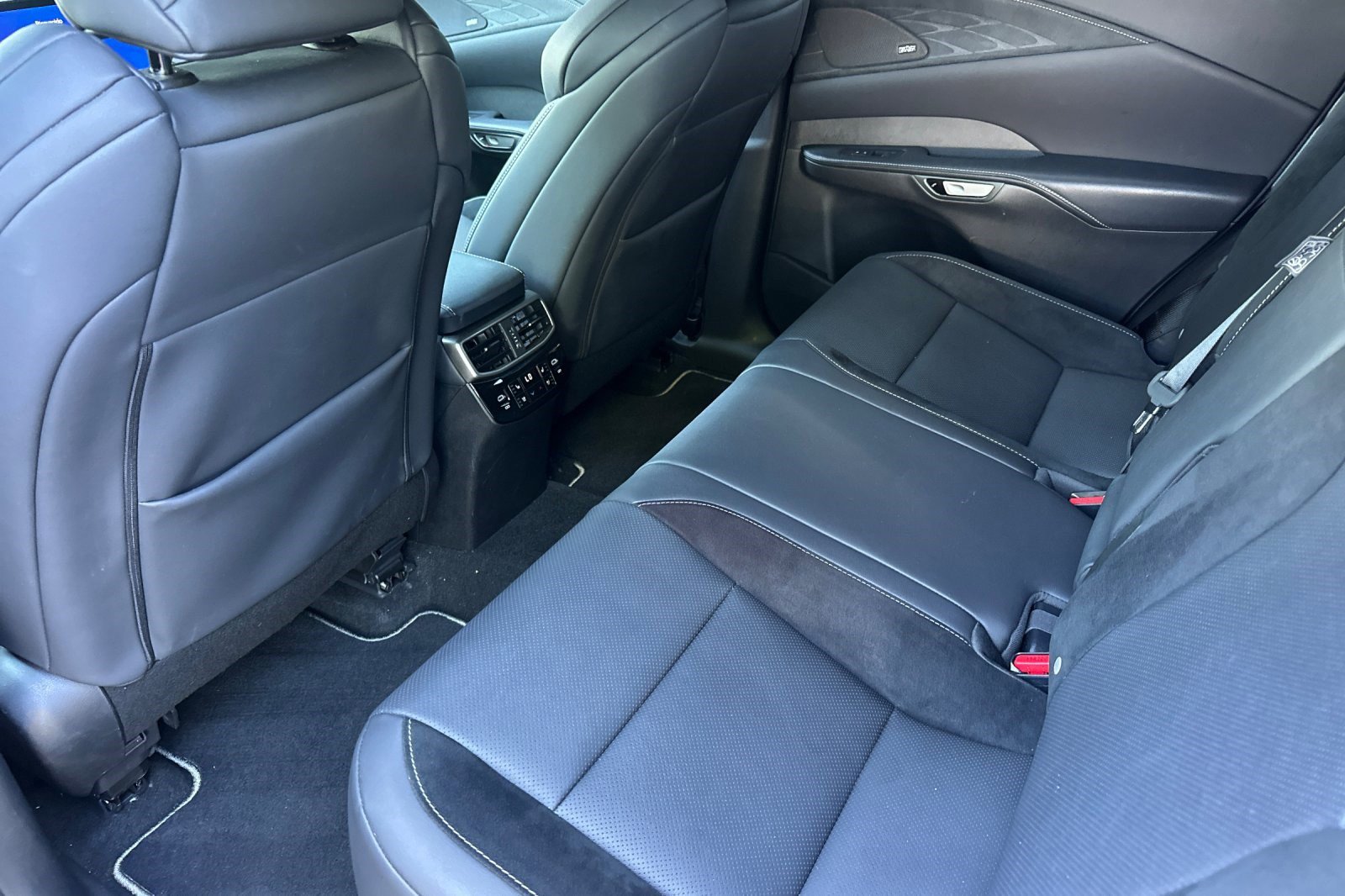 Certified 2024 Lexus RX 500h F Sport w/ Convenience Package image 15