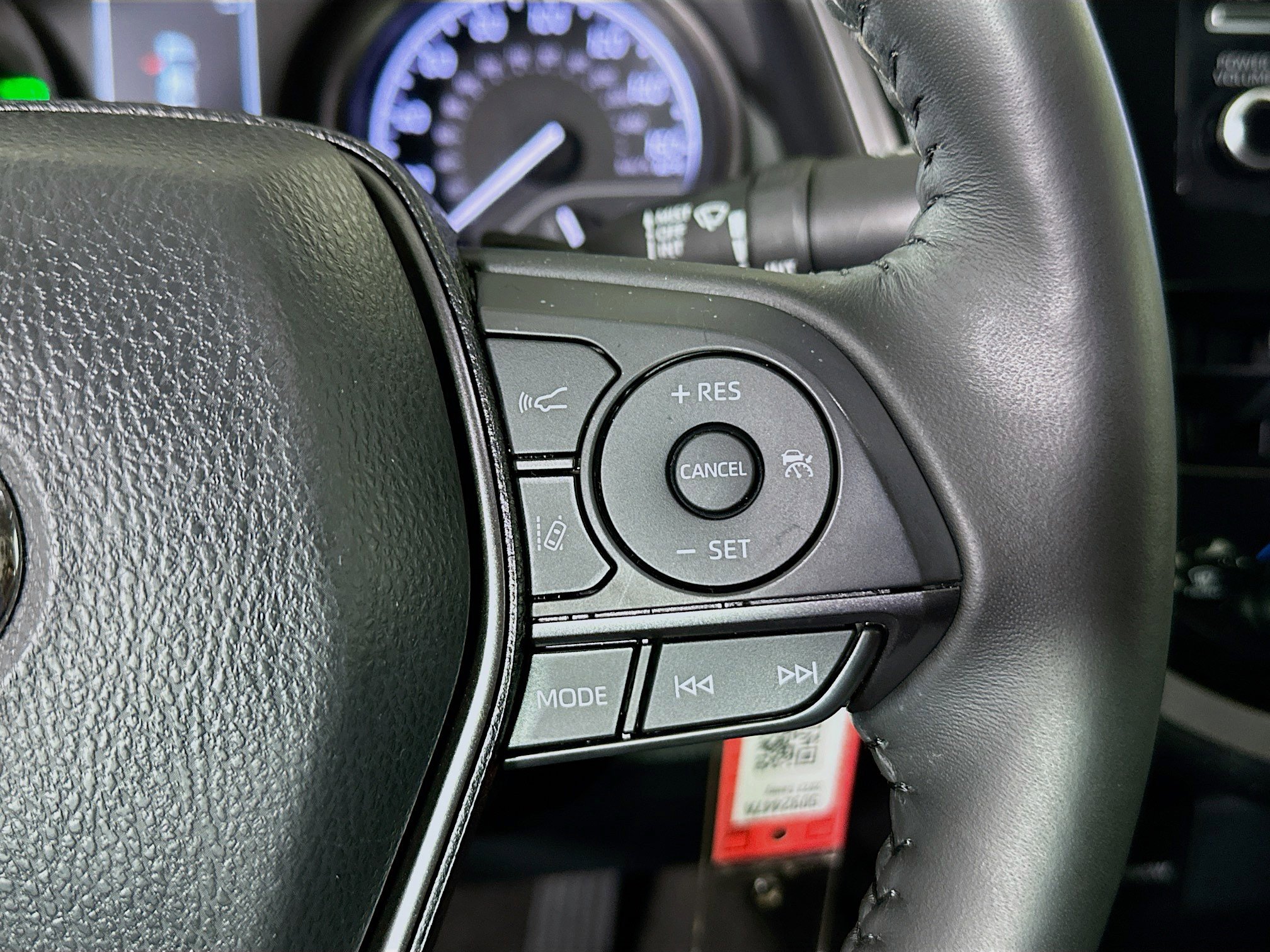 Used 2023 Toyota Camry SE image 17