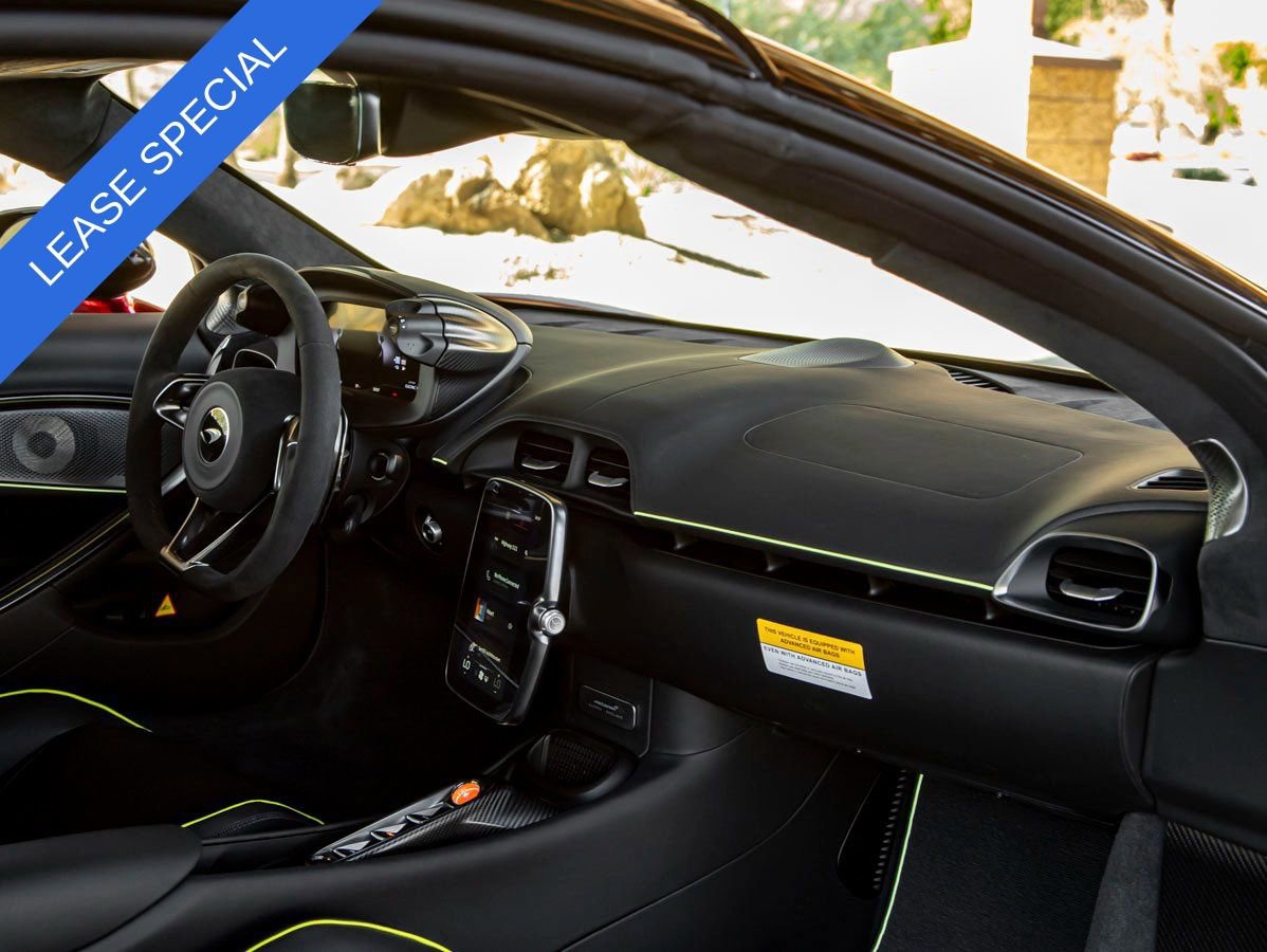 Used 2025 McLaren Artura Spider RWD image 25