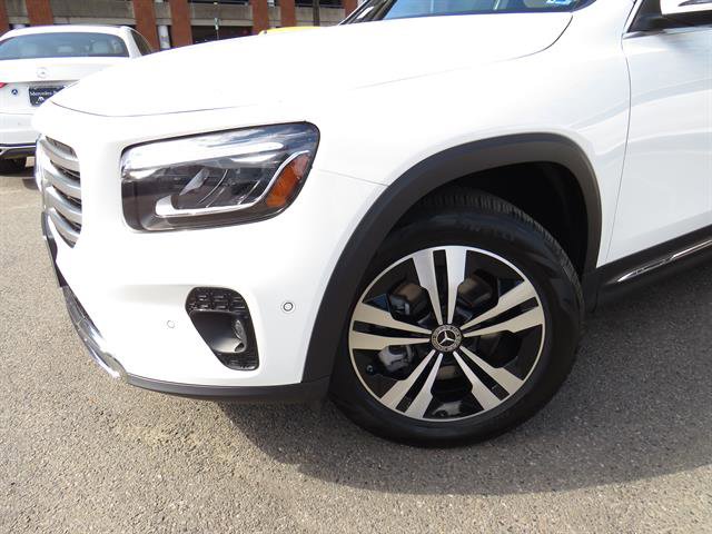 Used 2025 Mercedes-Benz GLB 250 4MATIC image 25