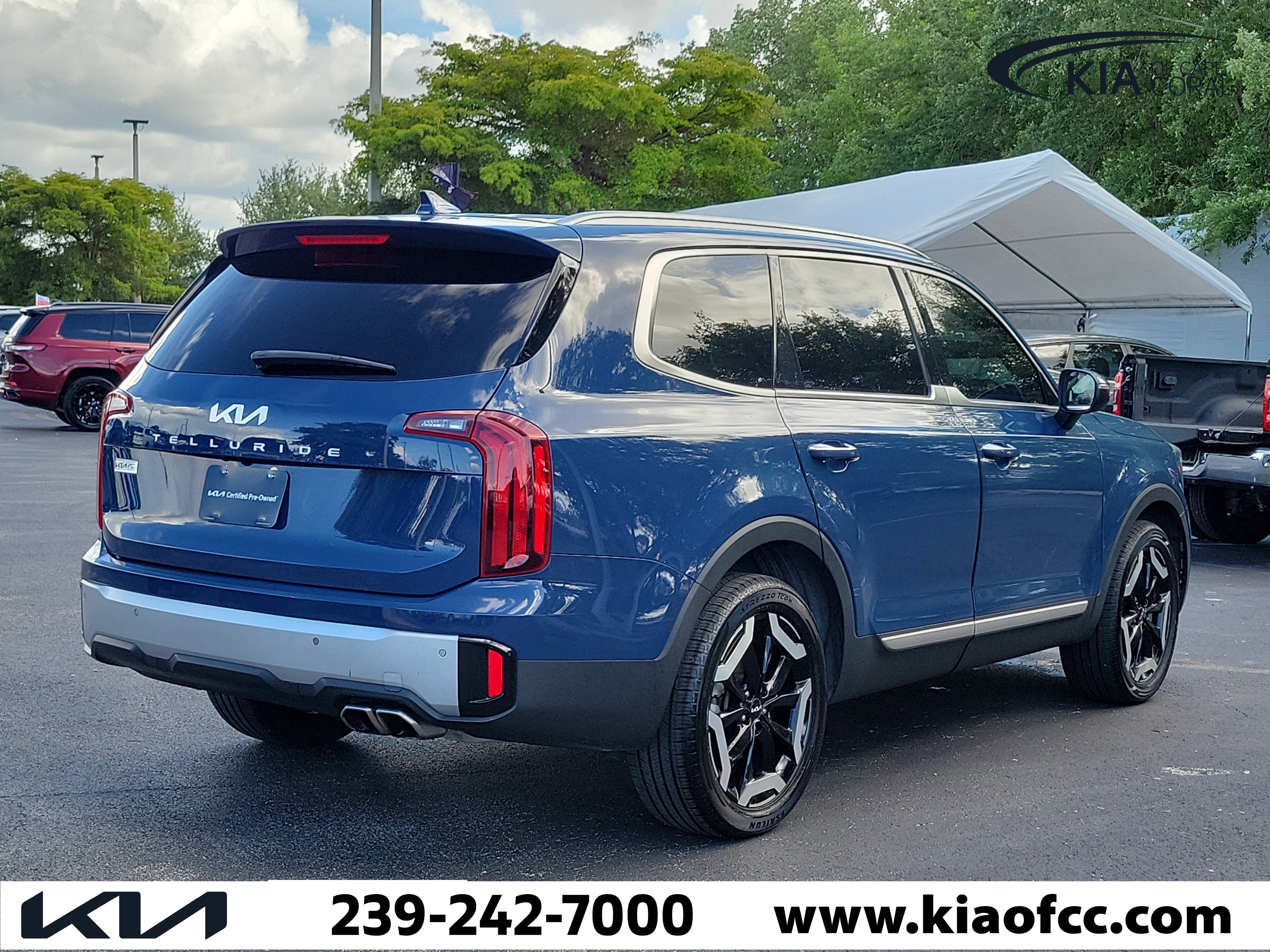 Used 2023 Kia Telluride S image 6