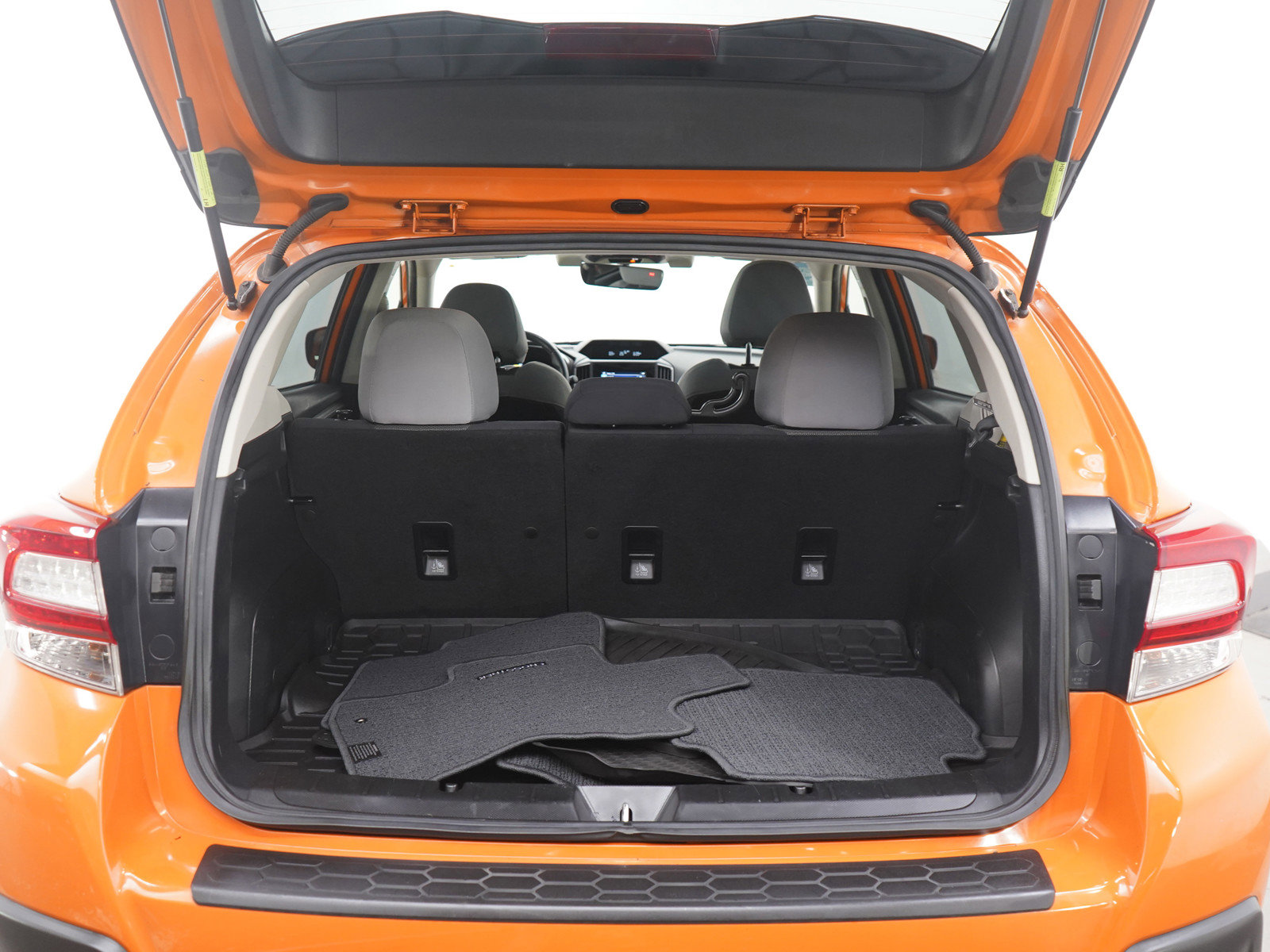 Used 2018 Subaru Crosstrek 2.0i Premium image 16