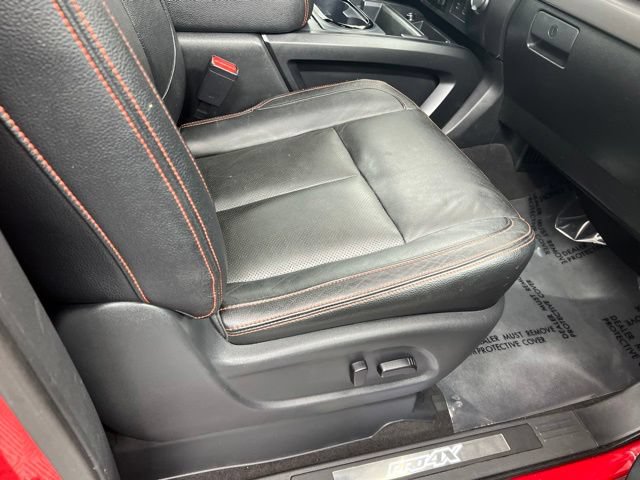 Used 2021 Nissan Titan PRO-4X w/ Pro-4x Convenience Package AWD/4WD image 23