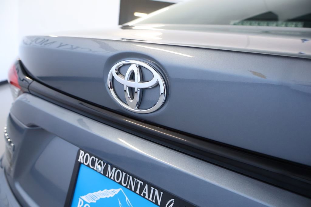 Used 2023 Toyota Corolla LE image 9