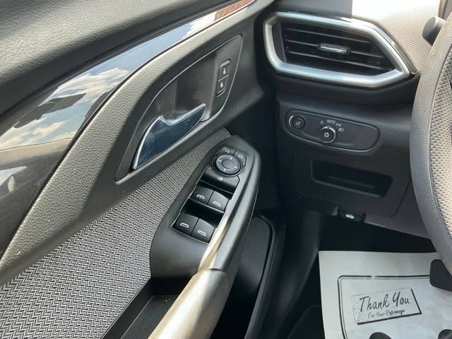 Used 2021 Chevrolet TrailBlazer LS FWD image 24
