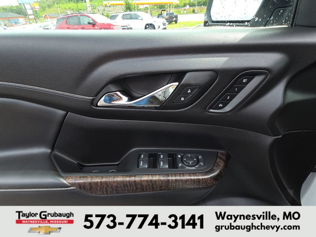 Used 2023 GMC Acadia Denali FWD image 13