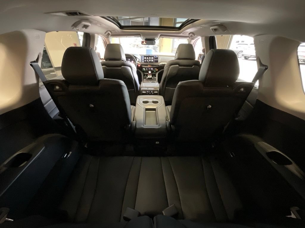Certified 2026 Acura MDX w/ Technology Package AWD/4WD image 27