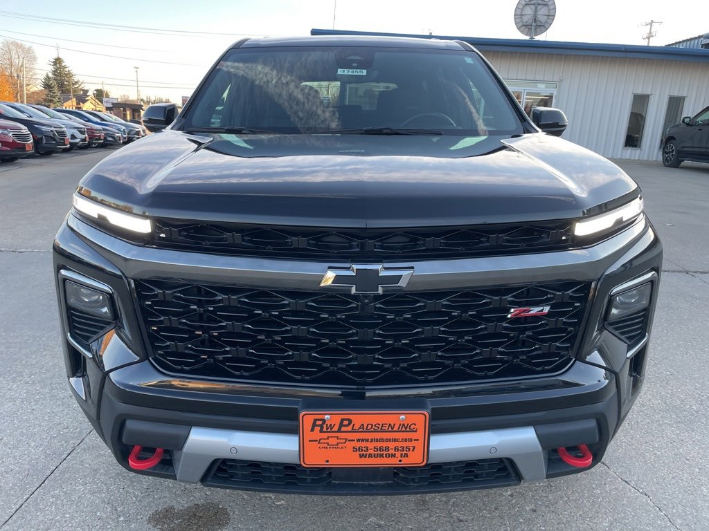 Used 2024 Chevrolet Traverse Z71 w/ Enhanced Driving Package image 25