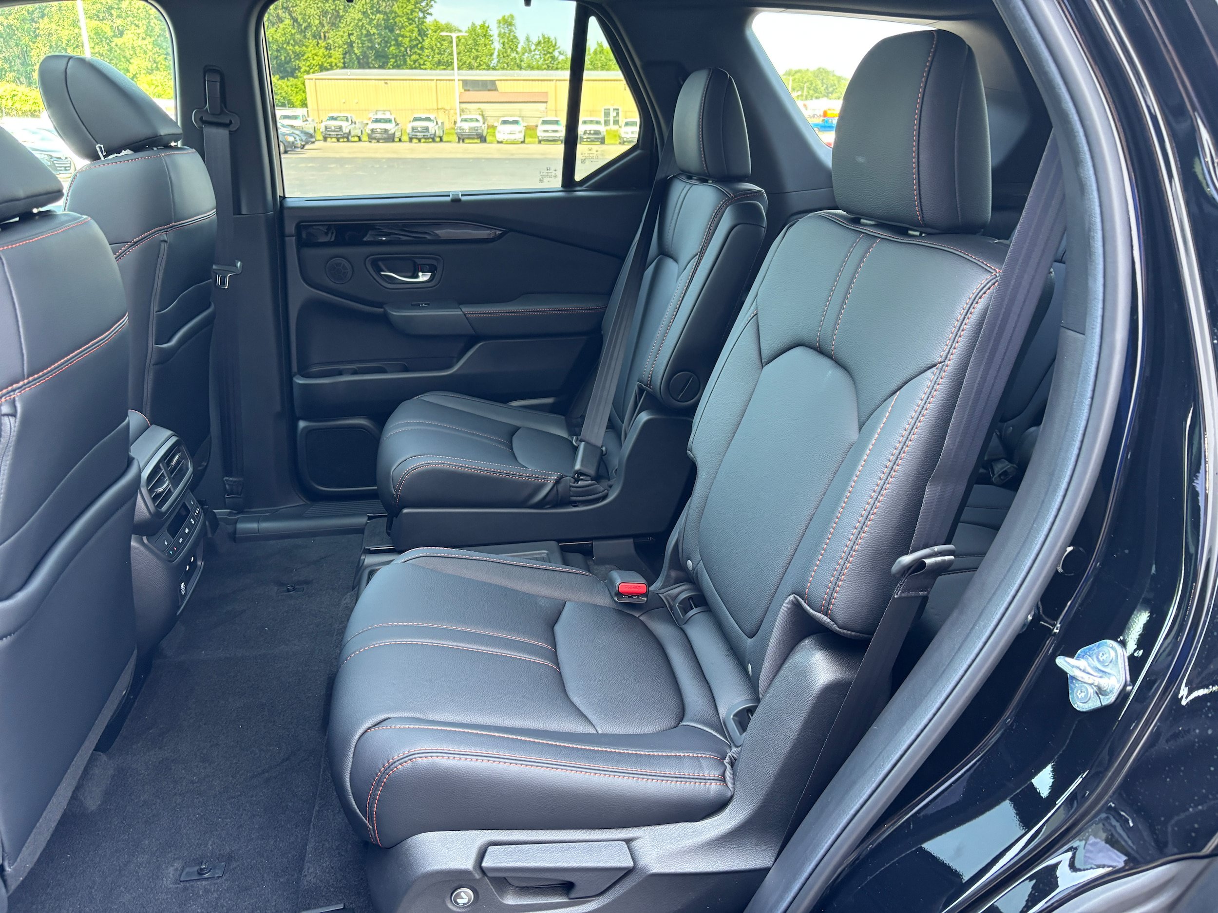 New 2026 Honda Pilot TrailSport image 12