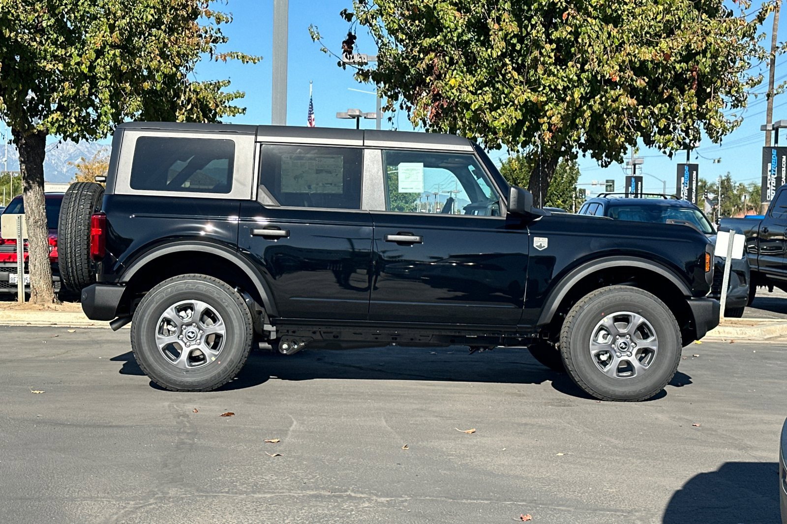 New 2025 Ford Bronco Big Bend image 3