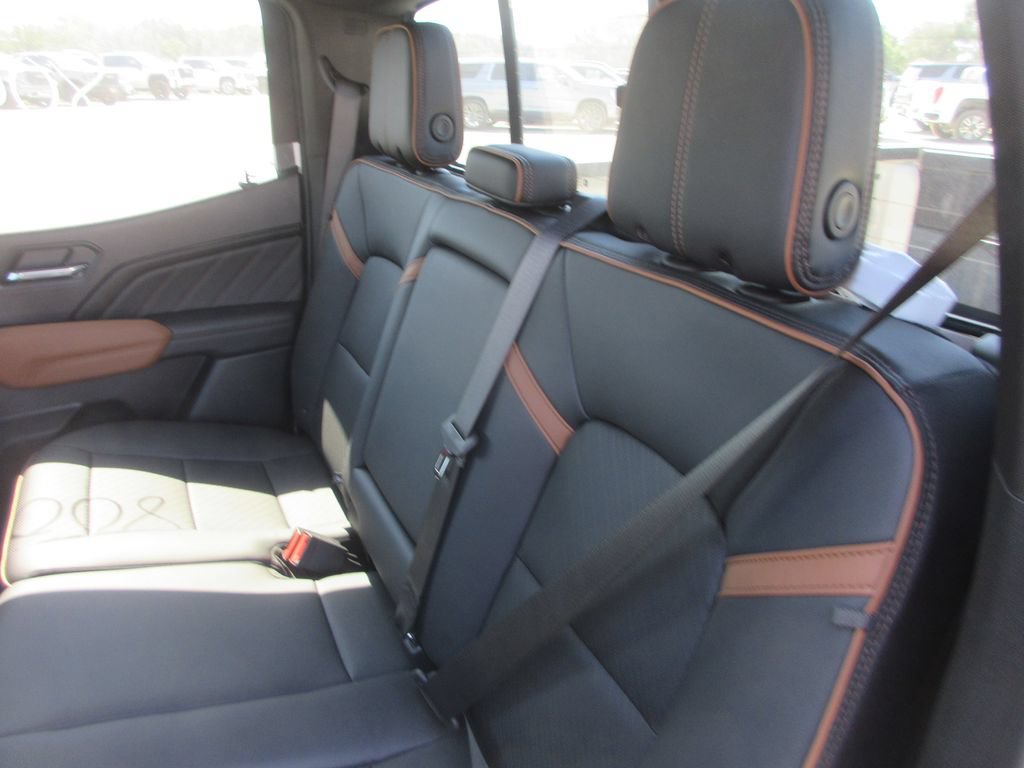 New 2026 GMC Canyon AT4 w/ Technology Plus Package AWD/4WD image 12