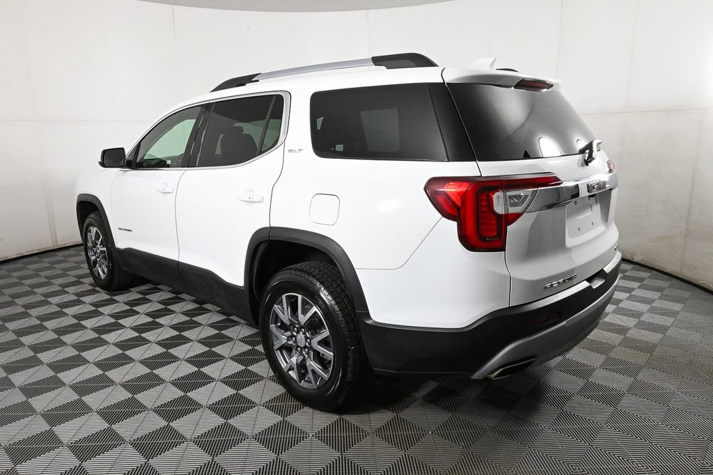 Used 2023 GMC Acadia SLT image 3