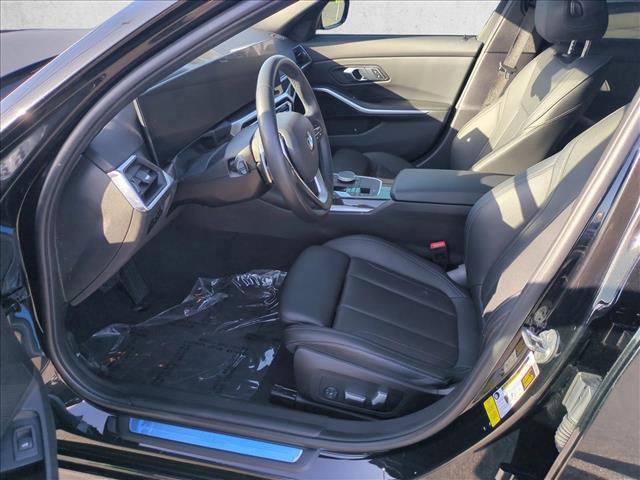 Used 2023 BMW 330i Sedan w/ Convenience Package RWD image 17