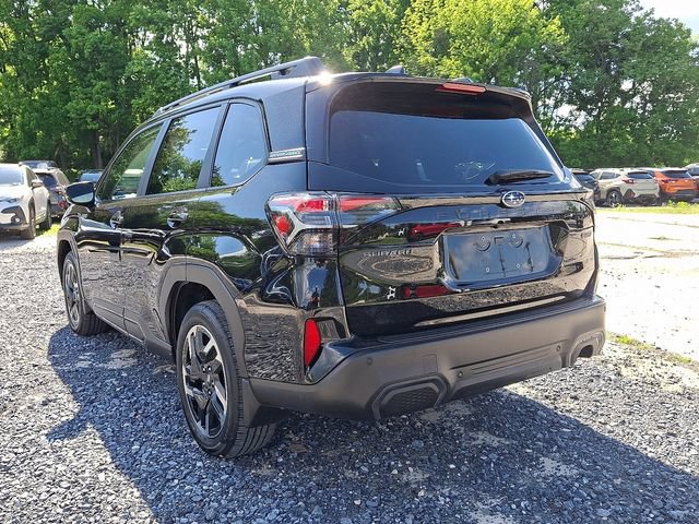 Certified 2025 Subaru Forester Limited AWD/4WD image 7