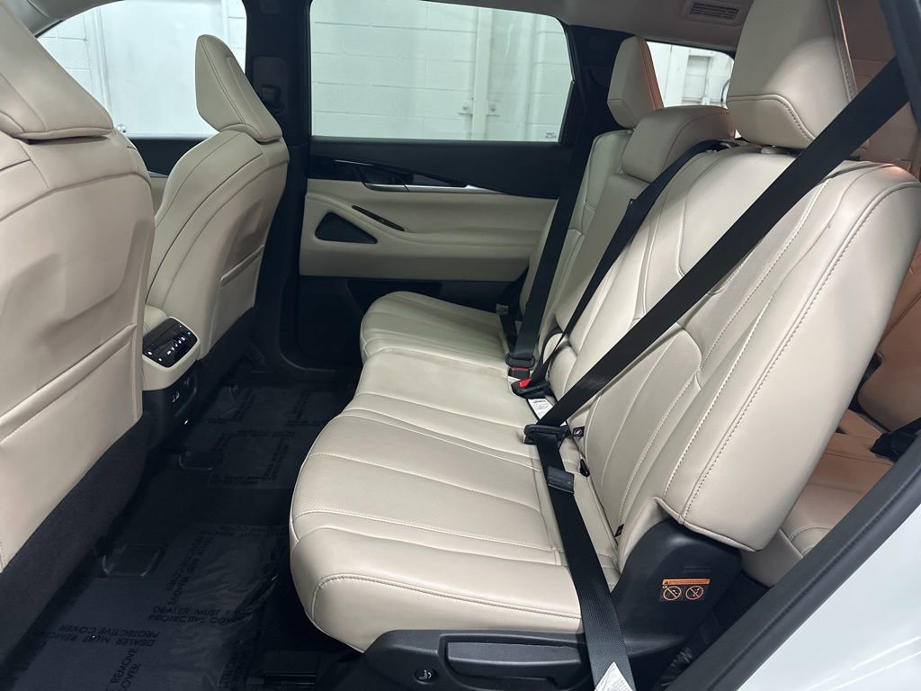 Used 2024 INFINITI QX60 Pure AWD/4WD image 22