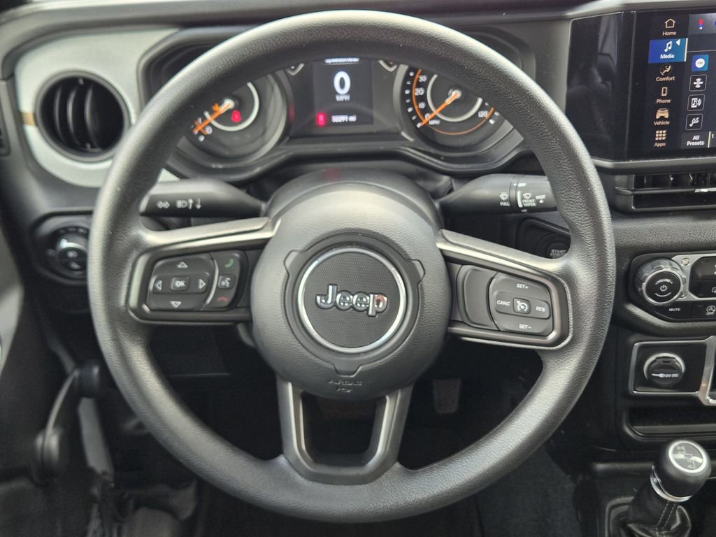 Used 2024 Jeep Gladiator Sport image 21