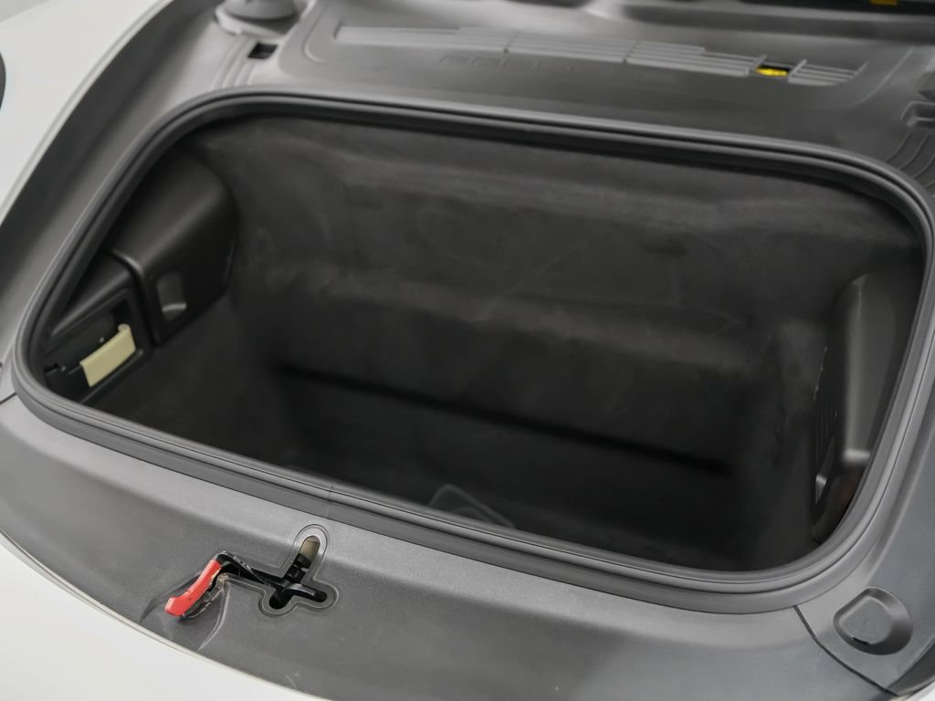 Used 2015 Porsche 911 Targa 4 AWD/4WD image 13