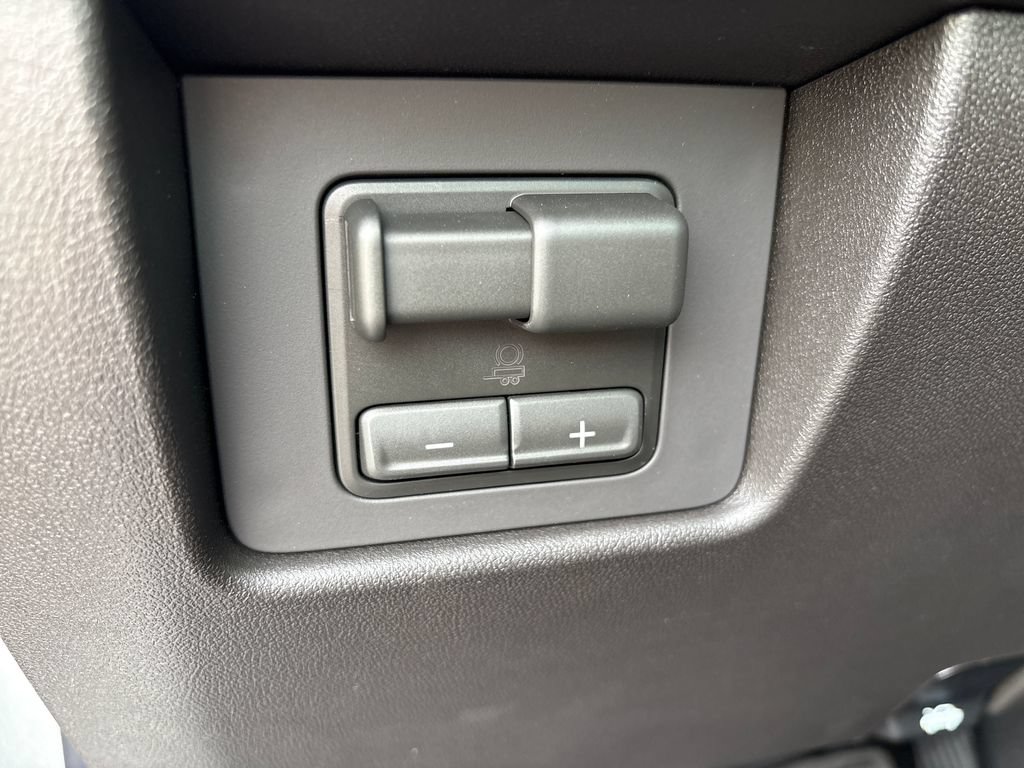 New 2026 GMC Canyon Denali AWD/4WD image 18
