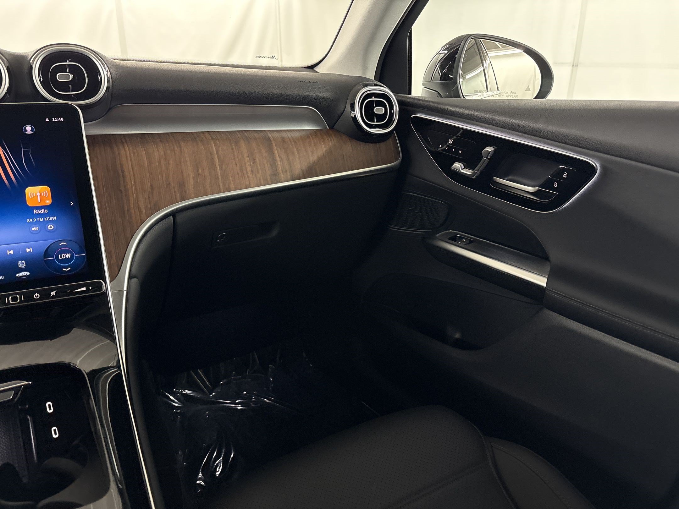 Certified 2025 Mercedes-Benz GLC 350e 4MATIC image 30