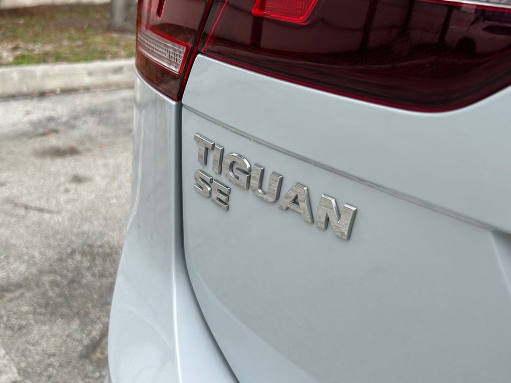 Used 2019 Volkswagen Tiguan SE AWD/4WD image 36