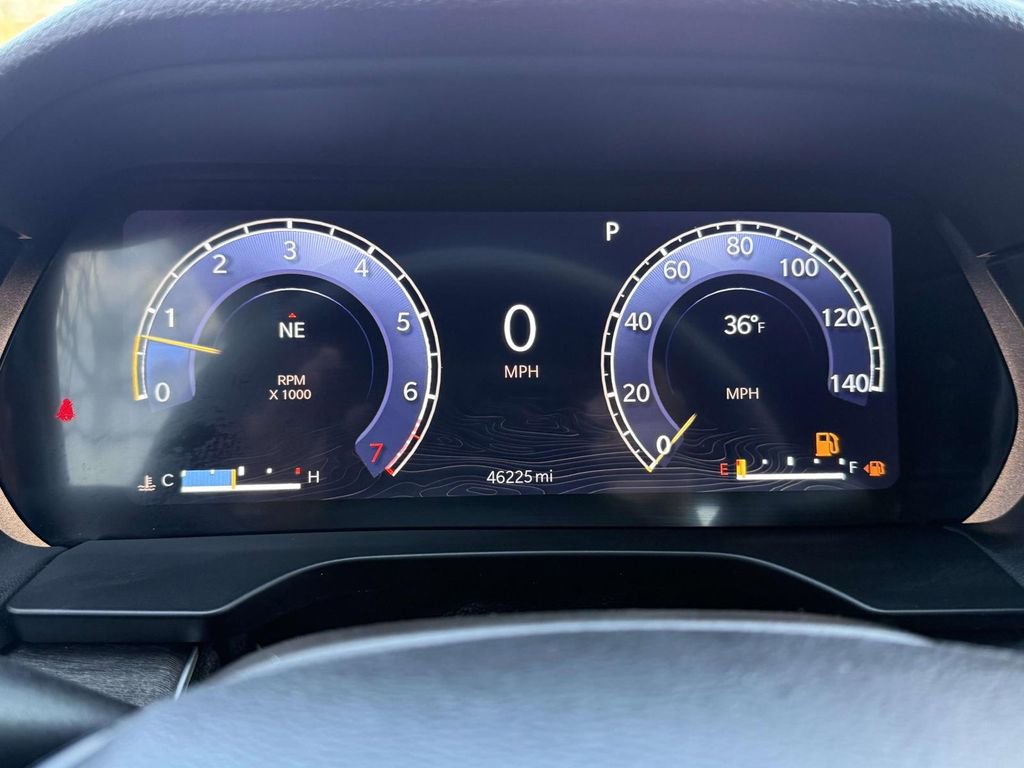 Used 2023 Jeep Grand Cherokee L Limited image 17