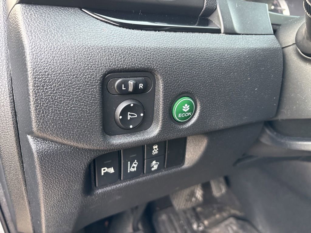 Used 2016 Honda Pilot Elite image 19