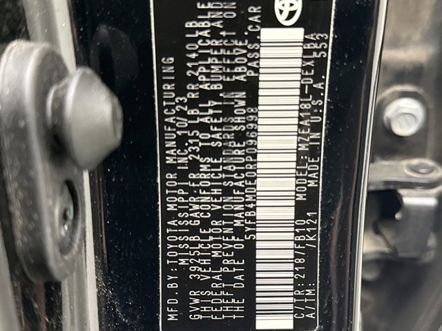 Used 2024 Toyota Corolla LE FWD image 11