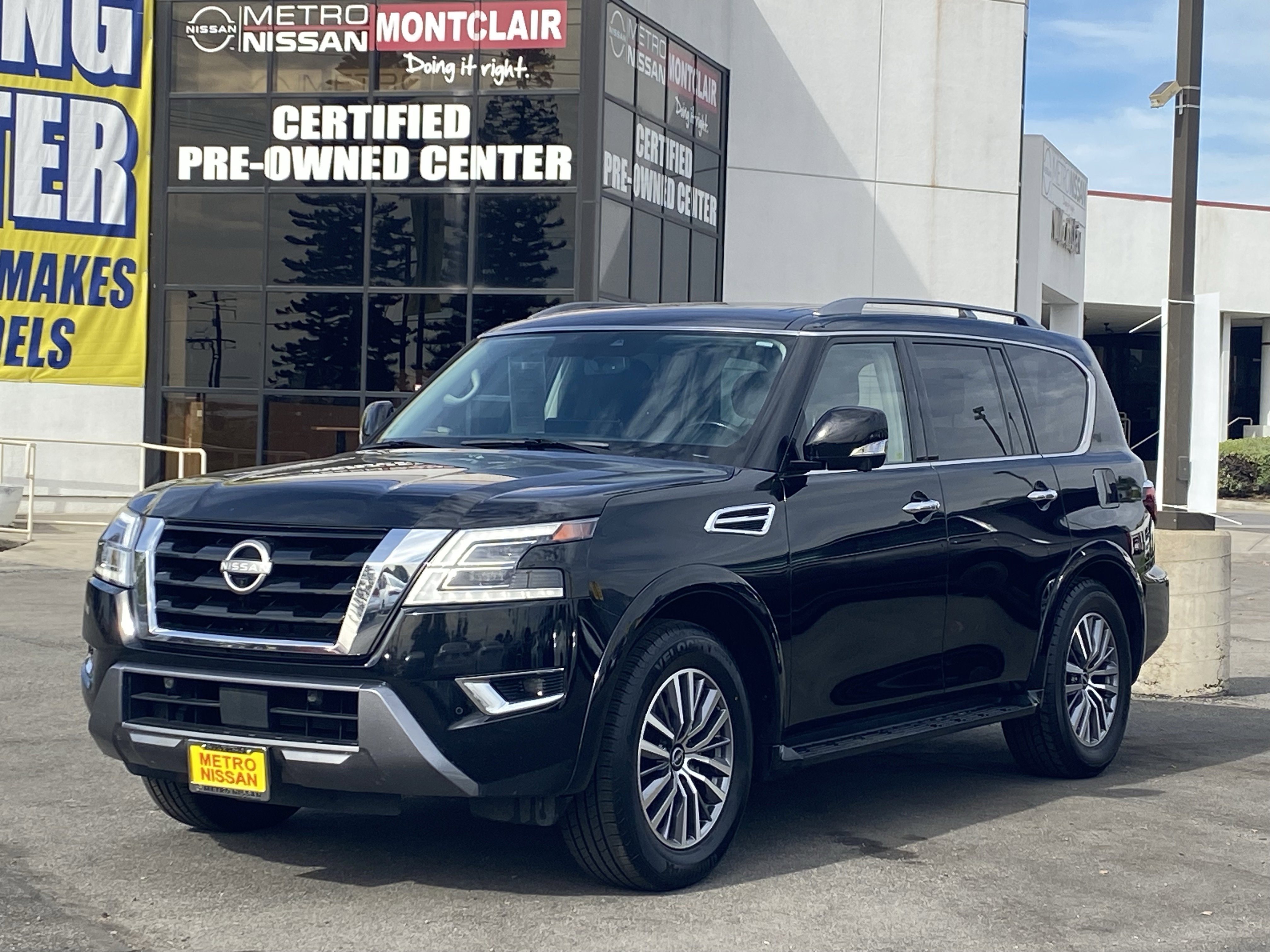 Used 2023 Nissan Armada SL image 7