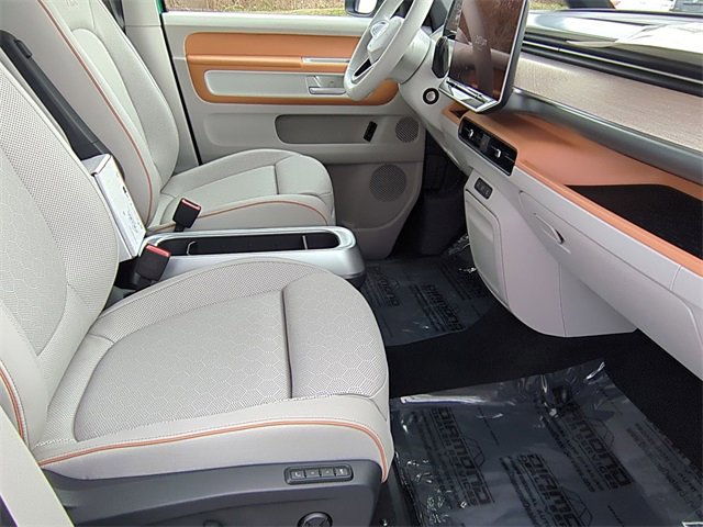 New 2025 Volkswagen ID. Buzz 1st Edition image 21