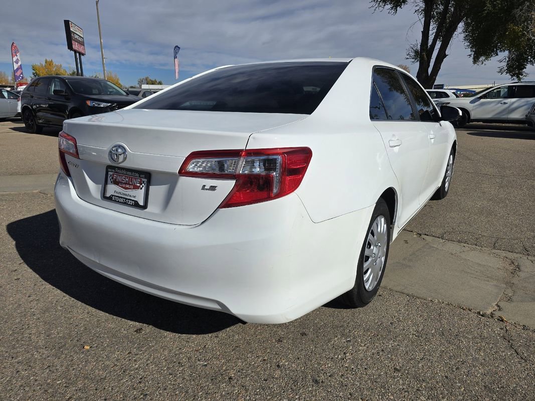 Used 2013 Toyota Camry LE image 4
