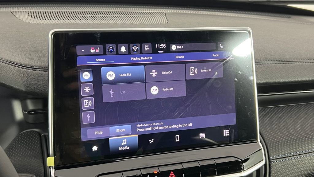 New 2026 Jeep Compass Latitude image 30