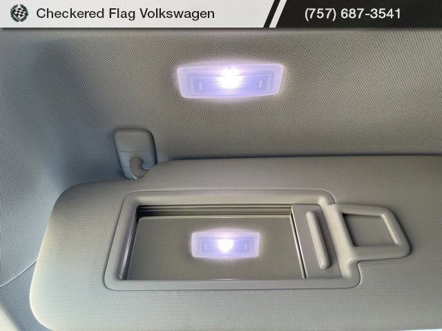 New 2025 Volkswagen Taos SE image 47