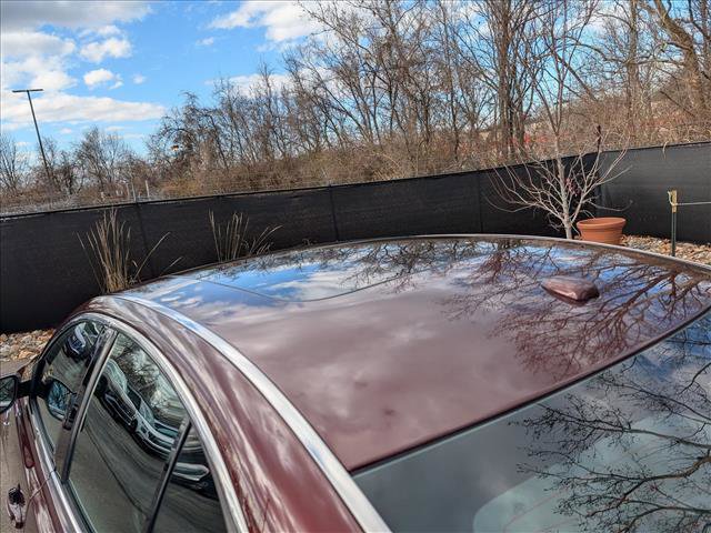 Used 2012 Lincoln MKS AWD image 22