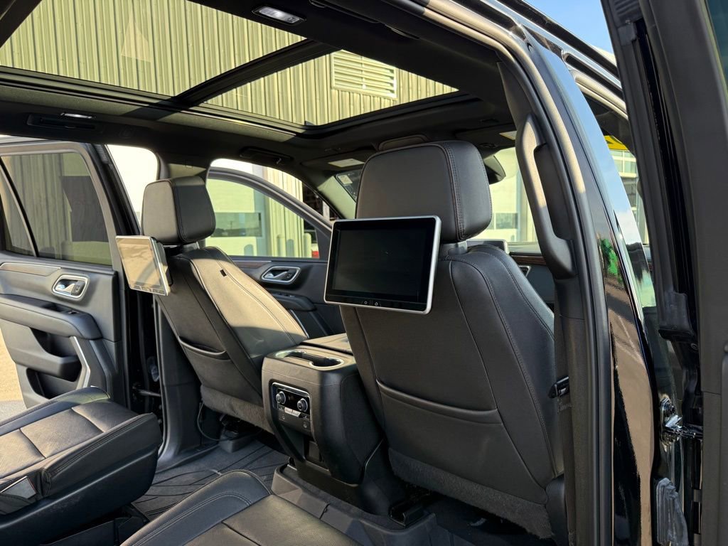 Used 2023 Chevrolet Tahoe High Country image 21