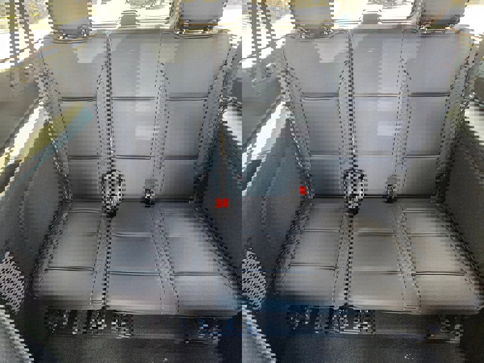 New 2026 GMC Yukon XL Denali w/ Sun & Power Step Package image 29