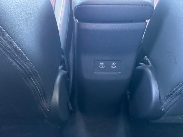 New 2026 Nissan Kicks SR image 14