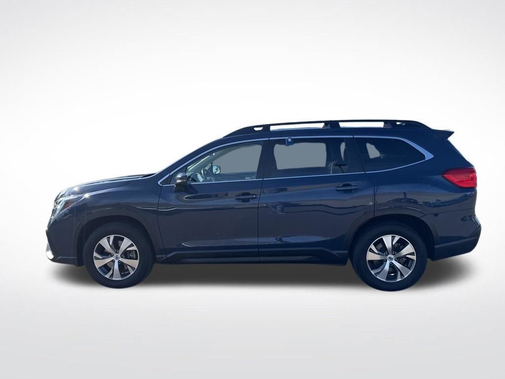 Used 2023 Subaru Ascent Premium w/ Convenience Package image 4