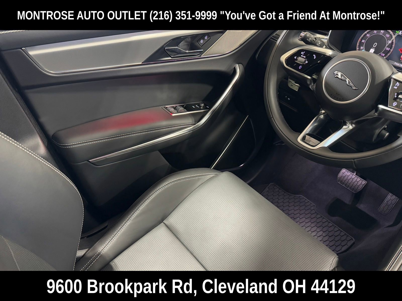 Used 2024 Jaguar F-PACE R-Dynamic S image 40