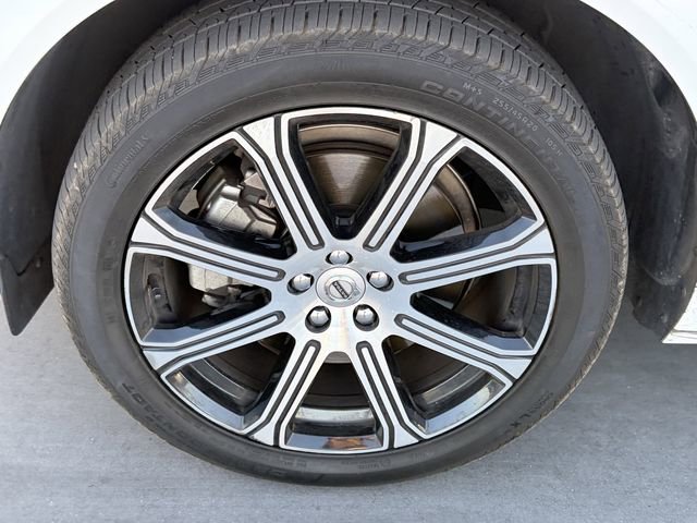 Used 2020 Volvo XC60 T6 Inscription AWD/4WD image 2