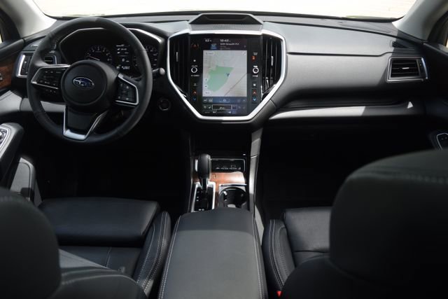 Used 2024 Subaru Ascent Touring AWD/4WD image 8