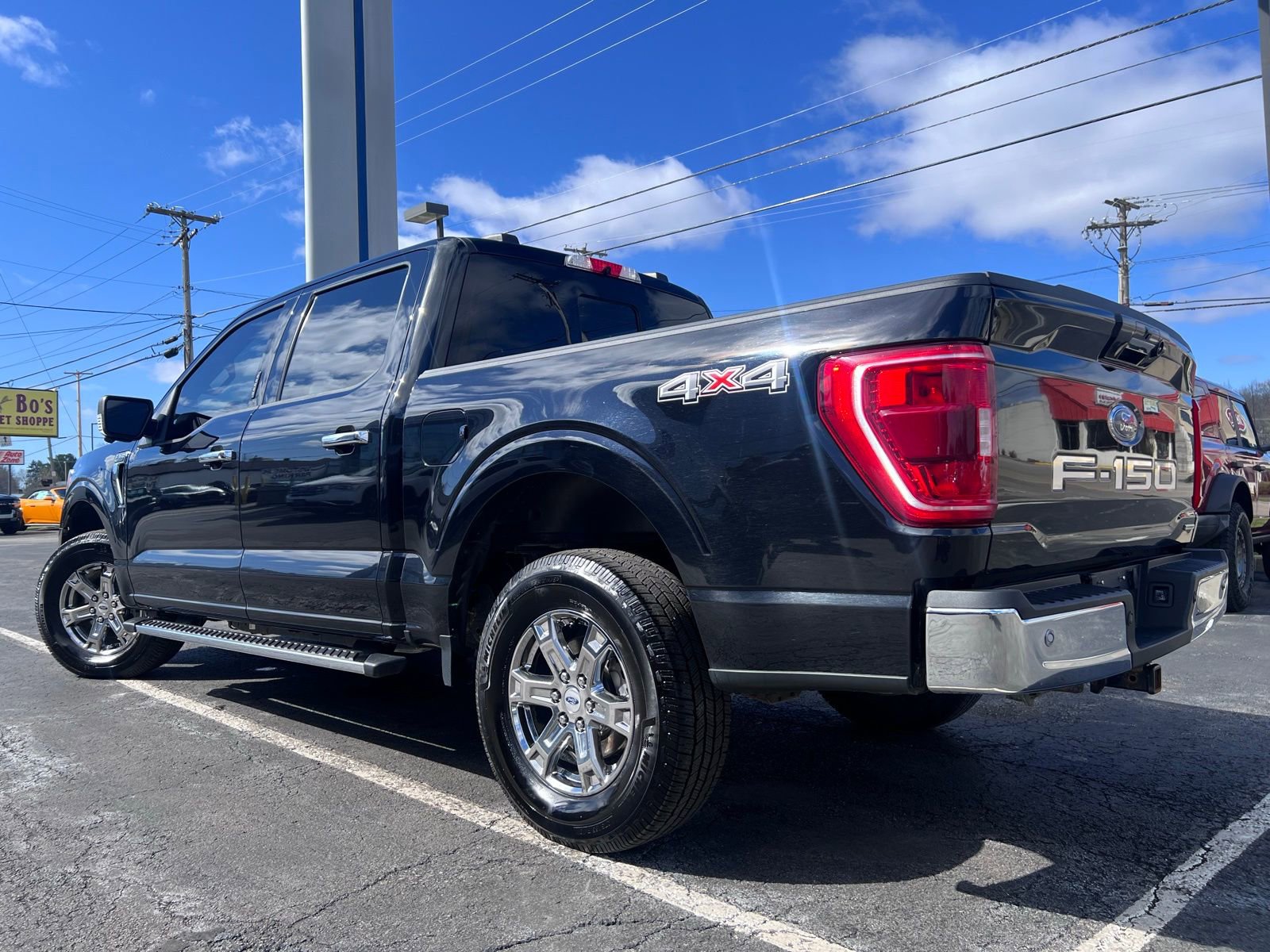 Used 2021 Ford F150 XLT w/ Equipment Group 302A High image 13