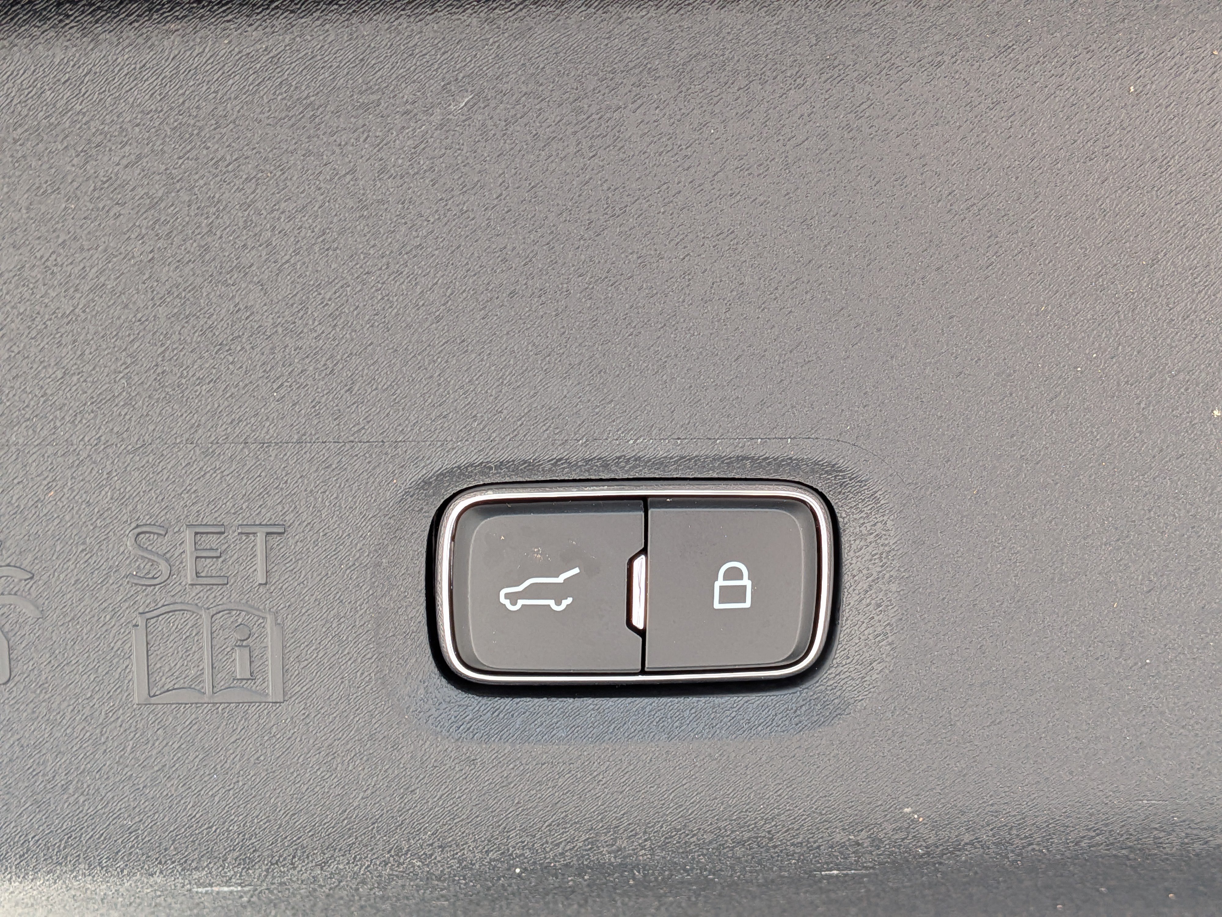 Used 2026 Ford Expedition Active RWD image 14