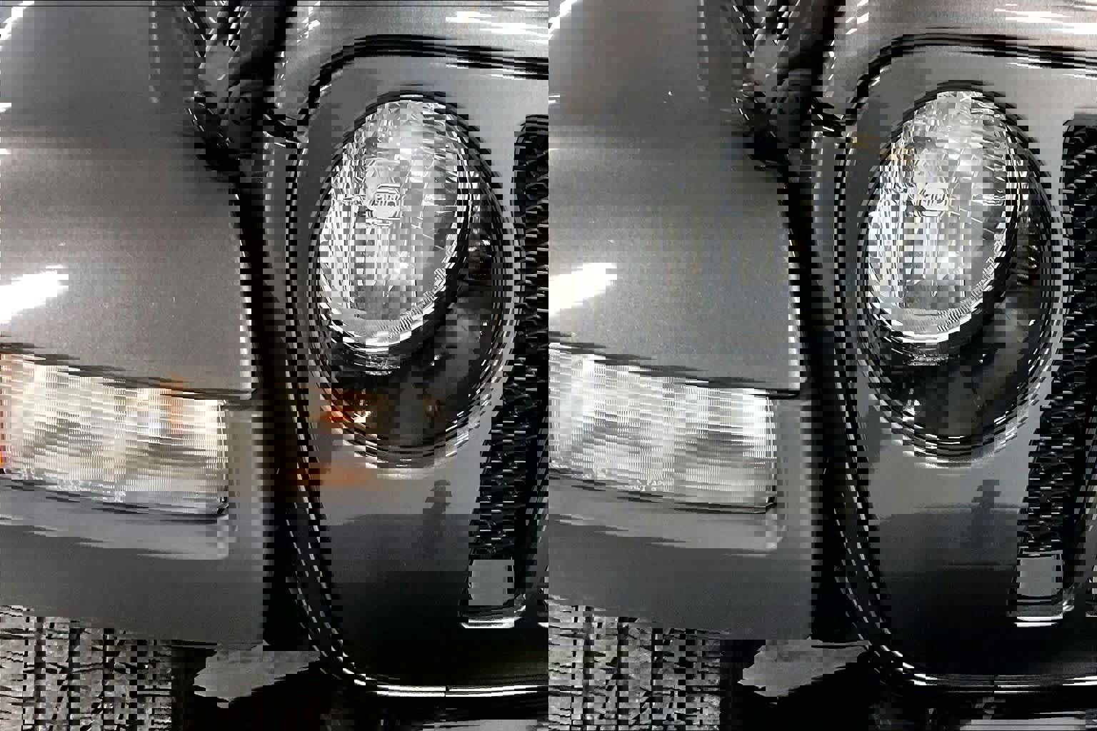 Used 2020 Jeep Wrangler Unlimited Sahara image 29