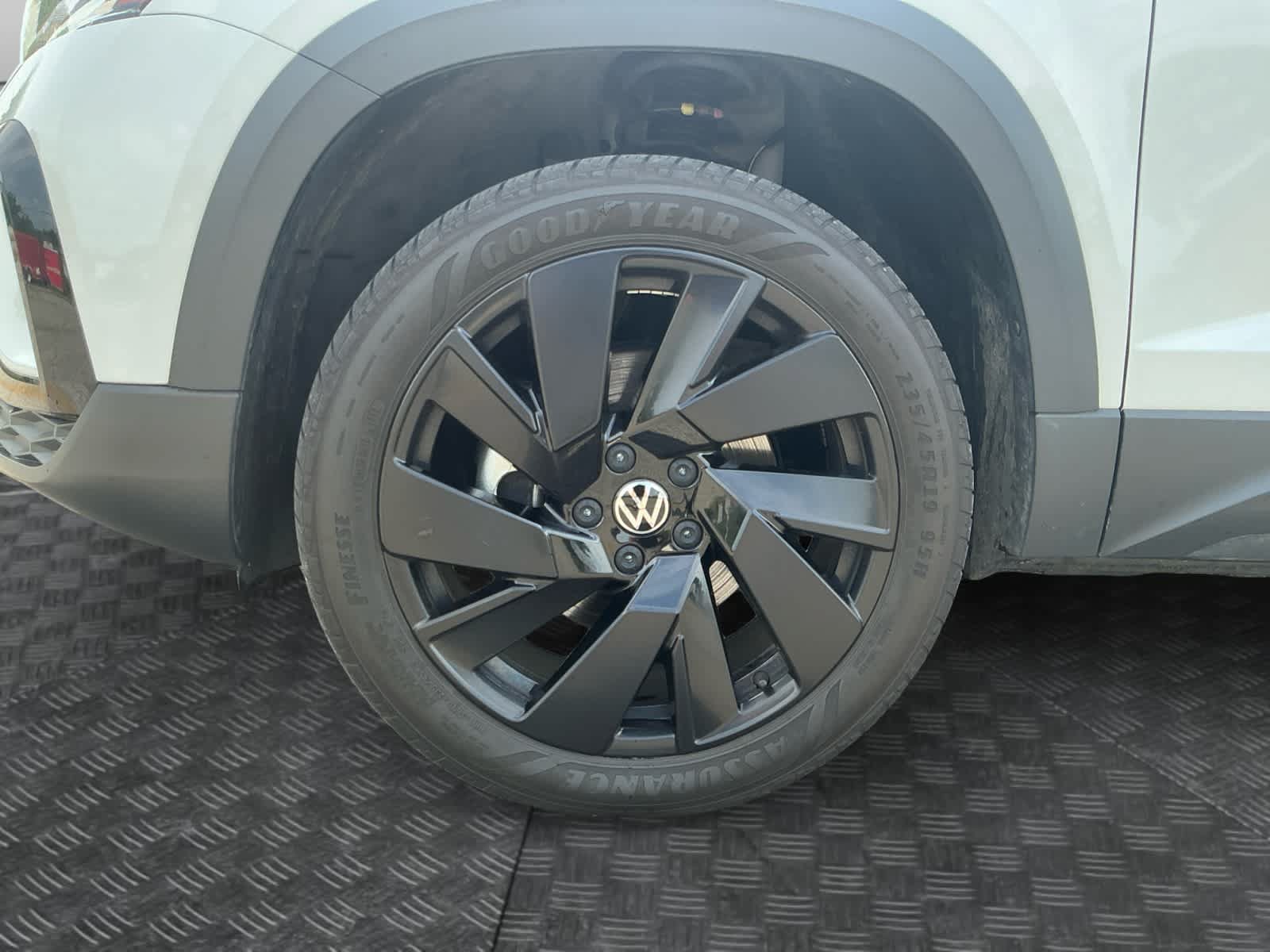Used 2023 Volkswagen Taos SEL w/ Black Wheel Package AWD/4WD image 14