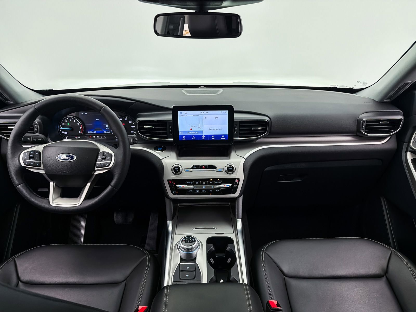 Used 2024 Ford Explorer XLT w/ Equipment Group 202A image 25