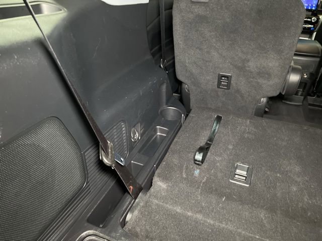 Used 2022 Ford Explorer Limited image 68