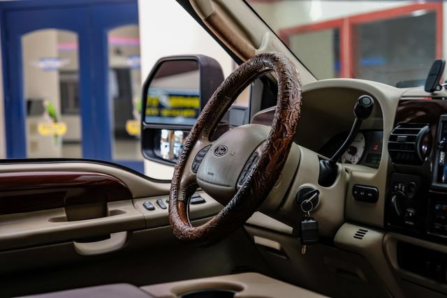 Used 2005 Ford F350 King Ranch AWD/4WD image 15