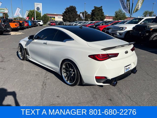 Used 2017 INFINITI Q60 3.0t w/ Premium Plus Package 3.0T AWD/4WD image 3